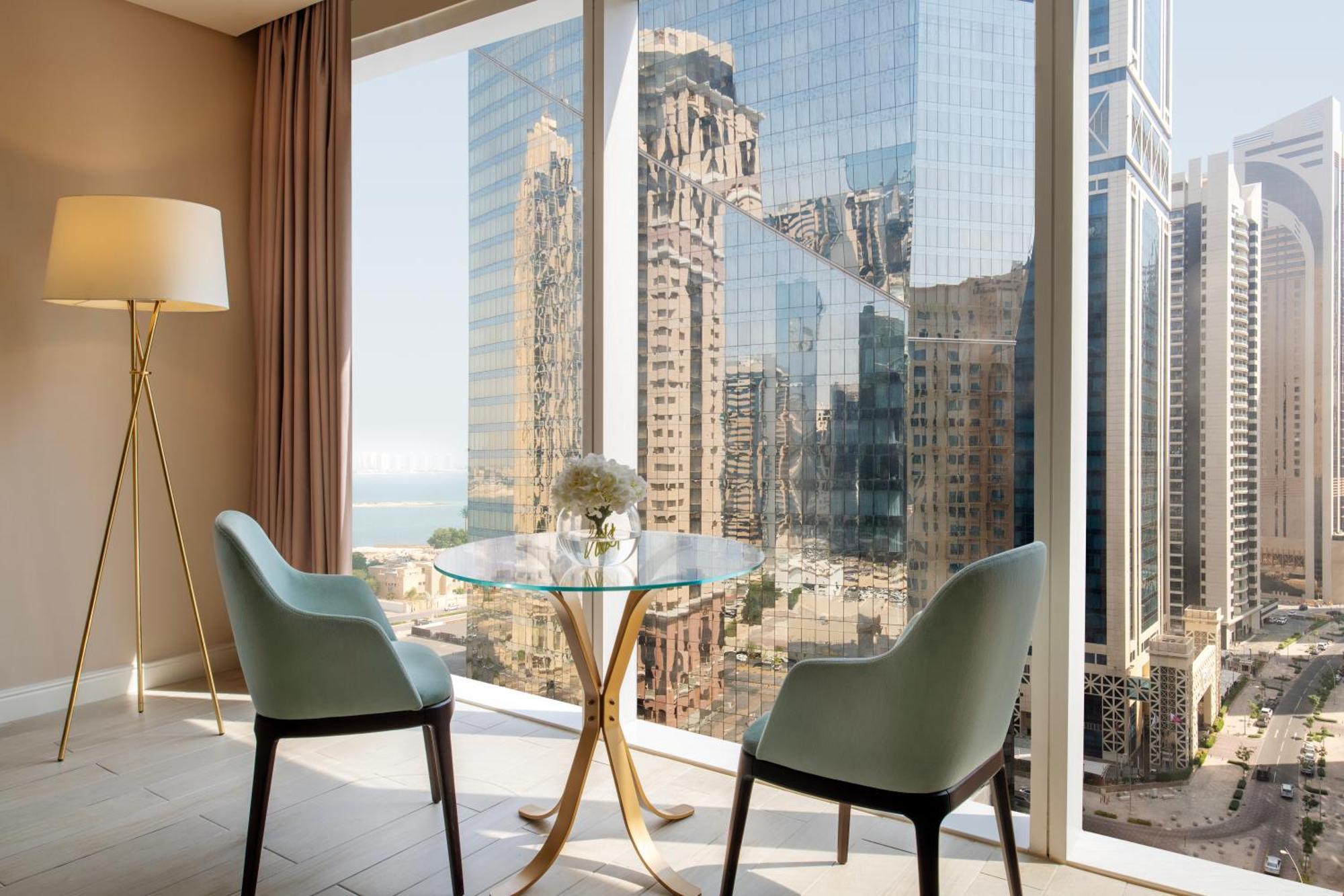 Dusit Doha Hotel Exterior foto View from a suite